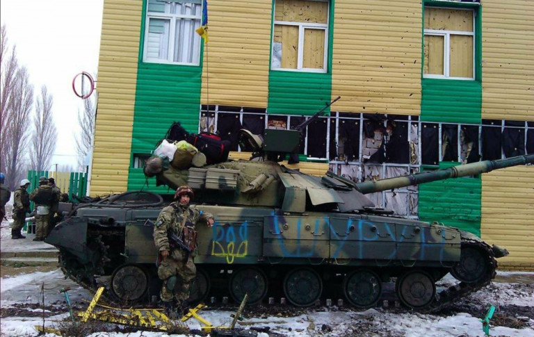 На заглавном фото: На Донбассе ВСУ нещадно мародёрили долгие годы…