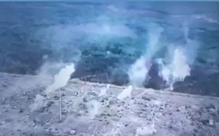 На заглавном фото: Так выглядят позиции ВСУ в Крынках под обстрелами ВС РФ