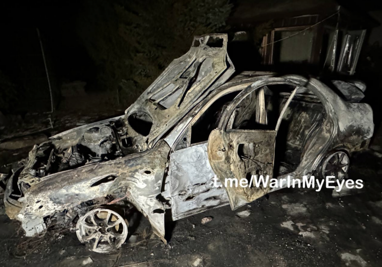 На заглавном фото: Последствия вечернего обстрела Петровского района Донецка 6 сентября 2024 года