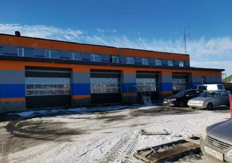 На заглавном фото: в Мариуполе завершается ремонт здания МЧС