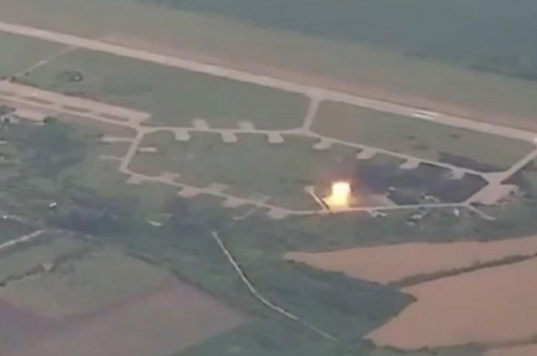 На заглавном фото: Тот самый удар ВКС РФ по аэродрому Миргород