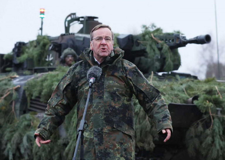 На заглавном фото: Борис Писториус в местах про "дранг нах Остен"...