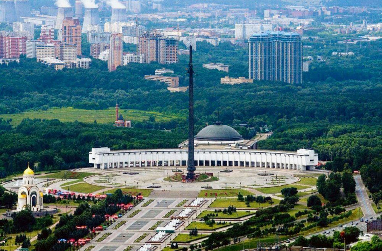 Заглавное фото. Парк Победы на Поклонной горе. Современная фотография