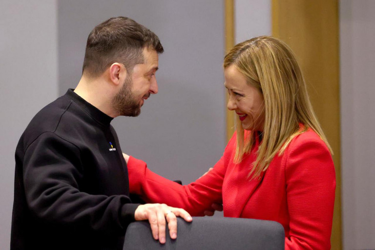 На заглавном фото: Главарь нацистского киевского режима Зеленский и поклонник фашизма по-итальянски, премьер-министр Италии Джорджа Мелони