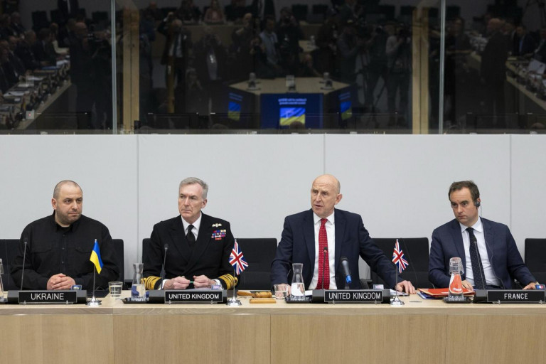 Заглавное фото: Участники очередного саммита не скупились на обещания помогать Украине