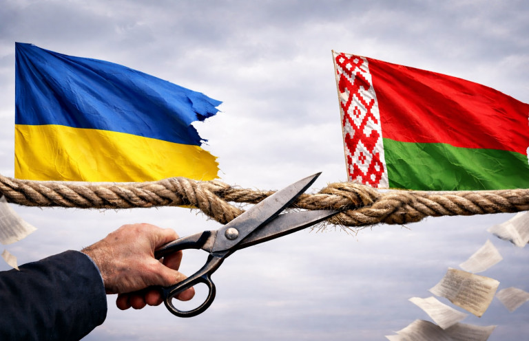 Заглавное фото: Украина рвет последние связи с Белоруссией