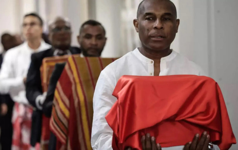 Переданные Францией Мадагаскару черепа людей, обезглавленных французскими колониалистами