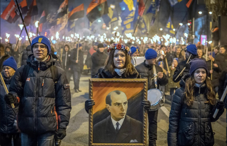 На заглавном фото: Для любителей Бандеры и прочей нечисти теперь соорудят "точку притяжения" – "Великий национальный пантеон"
