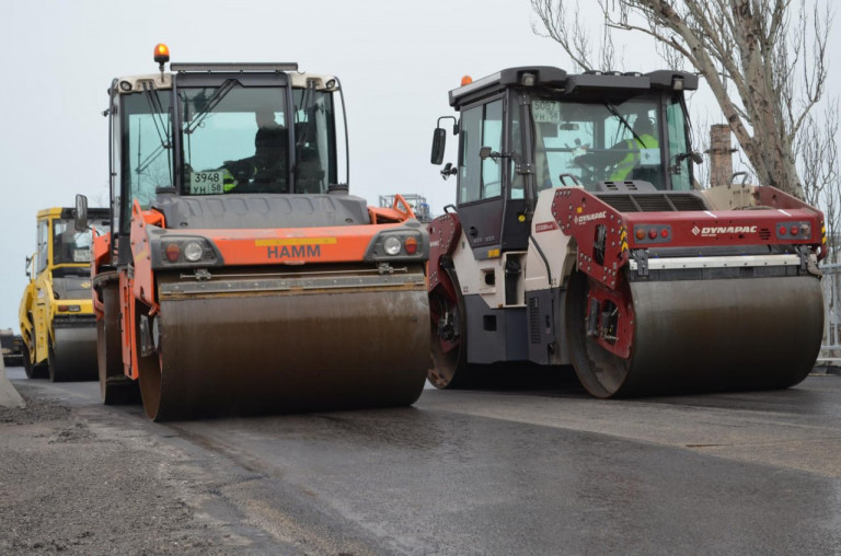 Ремонт дороги в районе Волновахи
